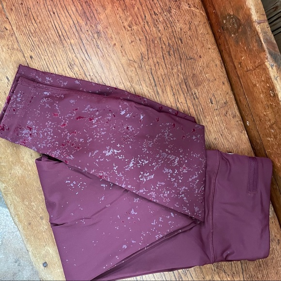 SOLD Lululemon leggings- ombre paint effect - Picture 6 of 8
